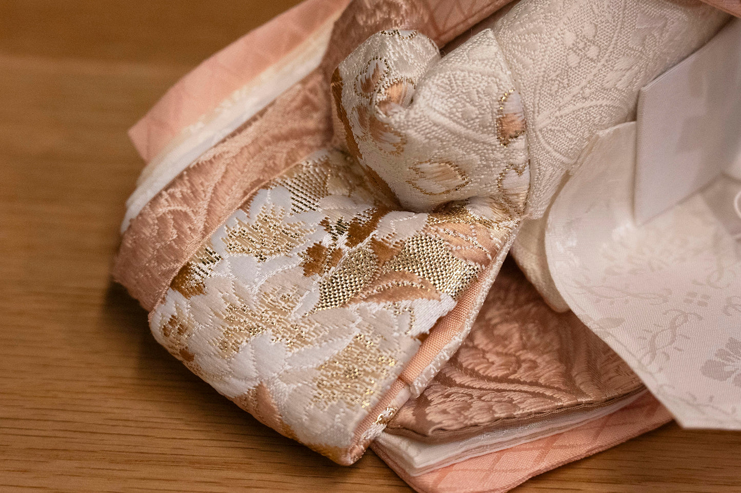 №083302｜真矢｜ケース飾り｜コンパクト｜